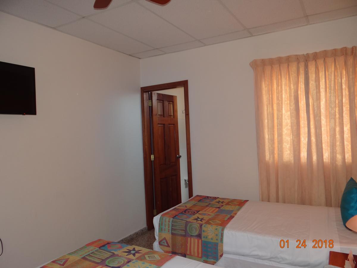 Hotel Mac Arthur Тегусигалпа Стая снимка
